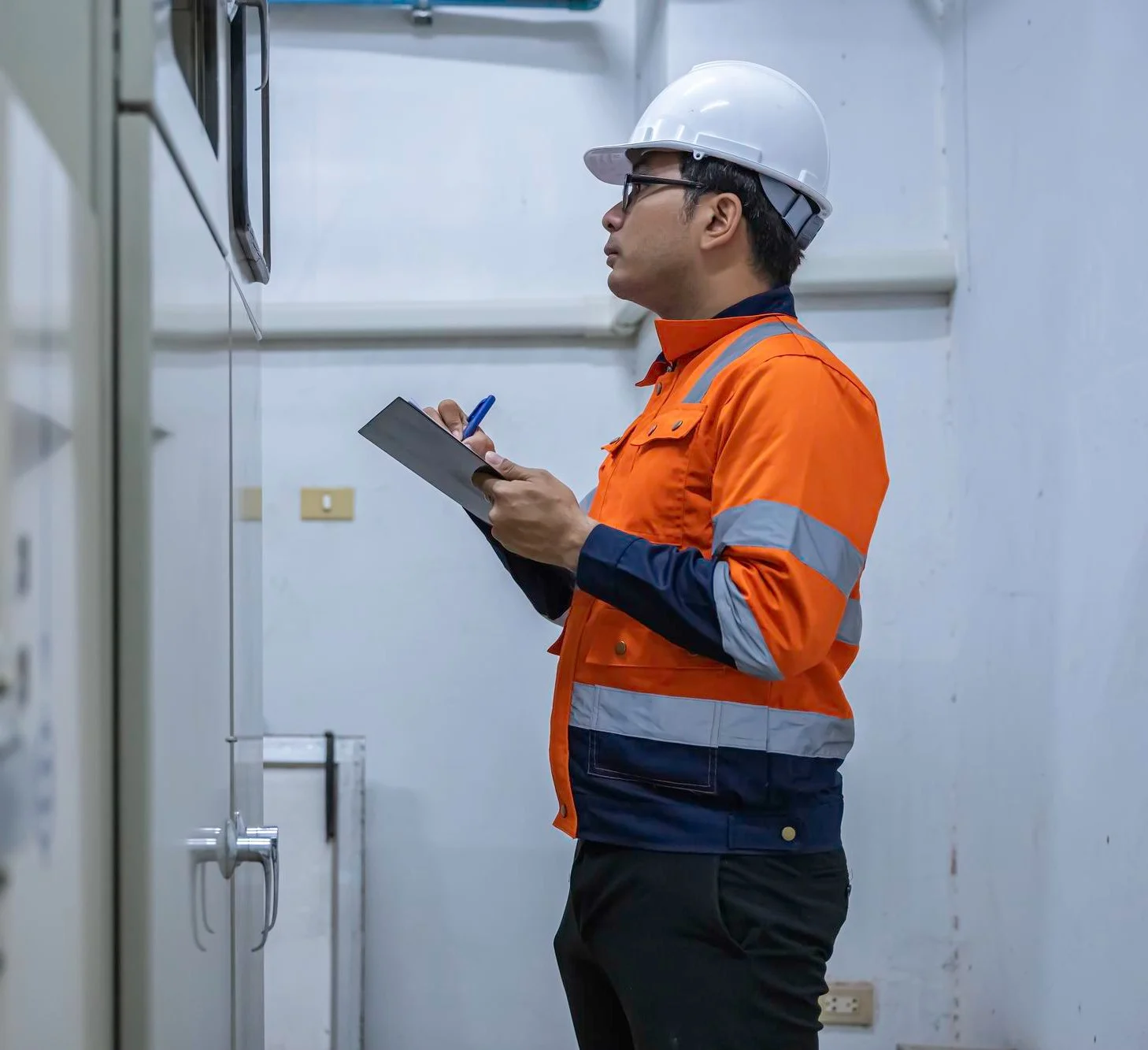 Training Operator Genset